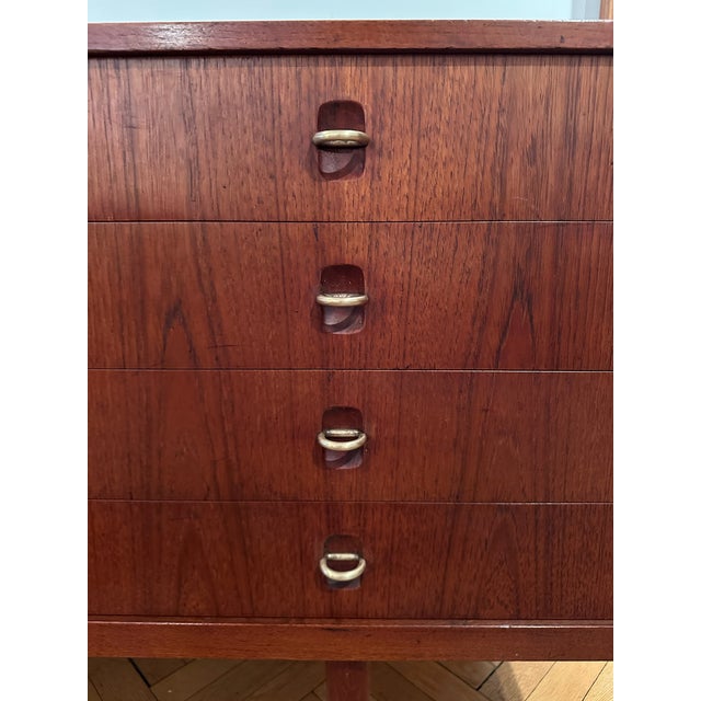 Danish Modern Teak Credenza Sideboard Buffet c.1958 For Sale - Image 11 of 17