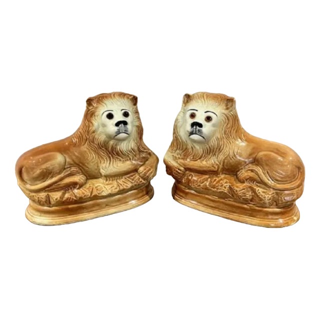 Antique Victorian Staffordshire Lions, 1880, Set of 2, Set of 2 For Sale