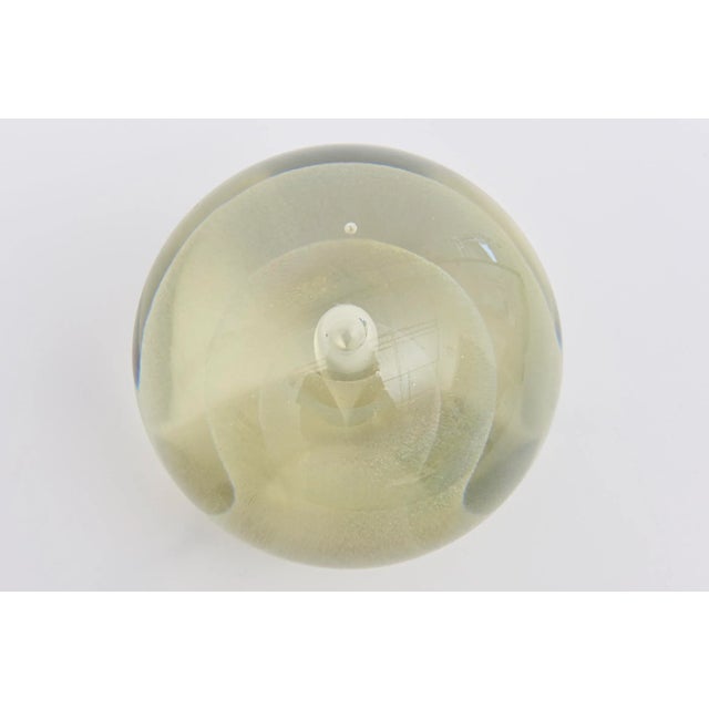 American Vintage Art Glass Iridescent Inclusion Round Glass Ball Sculpture, Signed, 1981 For Sale - Image 3 of 9