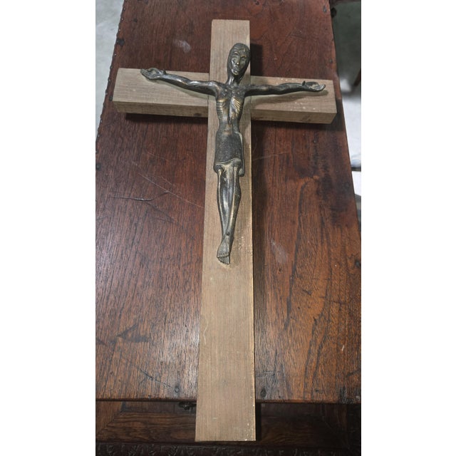 1930s 20th Century Modernist Bronze Crucifix from P. Dudeffant For Sale - Image 5 of 5