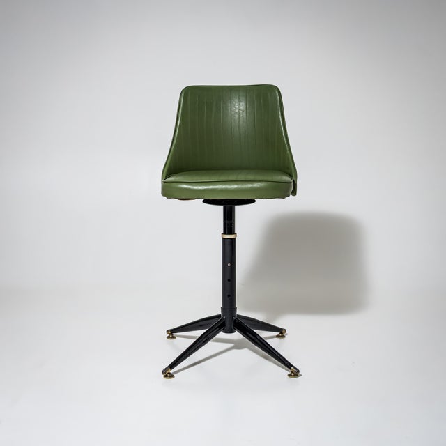 Mid-Century Bar Stools, Italy, 1960s, Set of 4 For Sale - Image 4 of 7