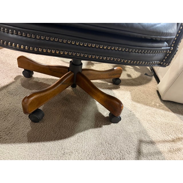 2020s Hekman Attributed Leather Executive Office Chair For Sale - Image 5 of 5