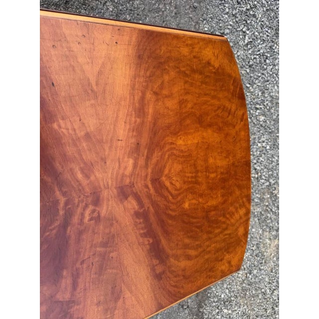 Vintage Federal-Style Burled Wood Pembroke Drop Leaf Side Table For Sale - Image 17 of 18