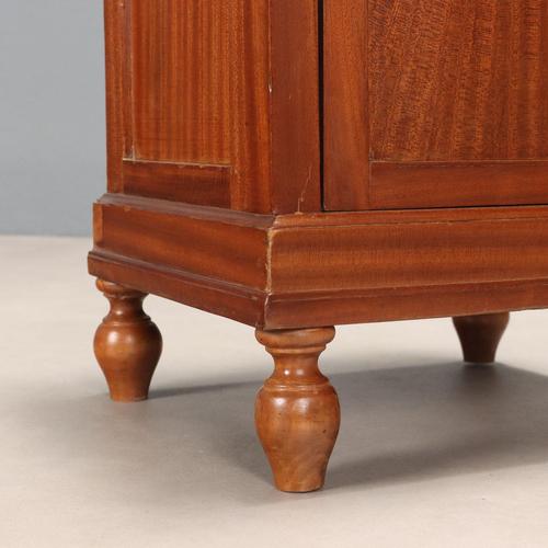 Italian Nightstands in Mahogany and Glass, Set of 2 For Sale - Image 11 of 15