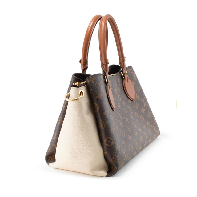 Early 21st Century Louis Vuitton Vendôme MM Monogram Canvas Cream Leather Gold-Tone Handle Bag For Sale - Image 5 of 13