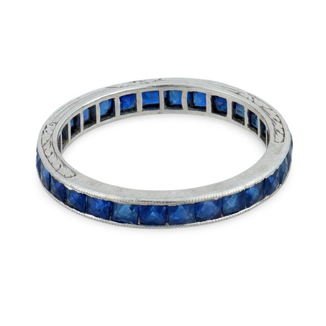 Art Deco 1930s Art Deco French Cut Sapphire Platinum Eternity Band, Size 5.75 For Sale - Image 3 of 4