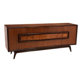 Example of United Furniture Corporation Dressers and Chests of Drawers