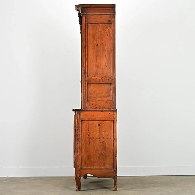 French 18th Century Pine Louis XV Buffet a Deux Corps For Sale - Image 11 of 11