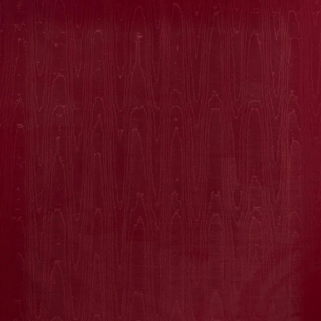 Woven in Italy, Beau Cotton Linen Moiré is our relaxed take on a familiar classic. A gorgeous weave of cotton and linen...