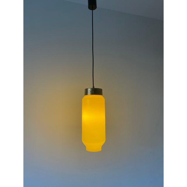 Mid-Century Modern Yellow Pendant Light attributed to Vetreria Vistosi Murano, 1960s For Sale - Image 7 of 15