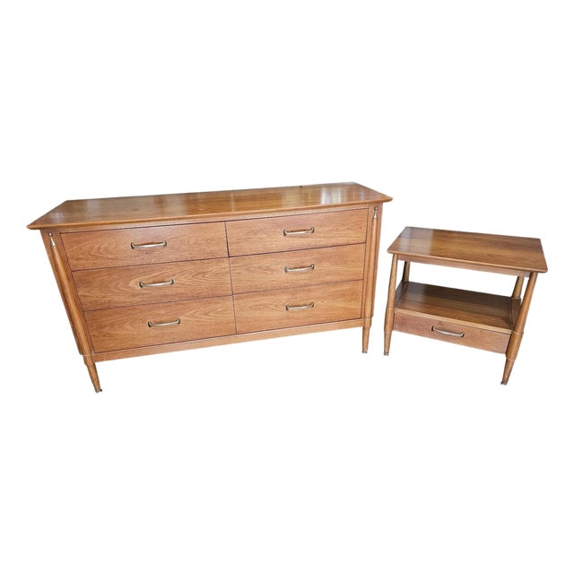1958 Drexel Mid Century Modern Dresser and Nightstand Tapered Legs Brass Handles For Sale