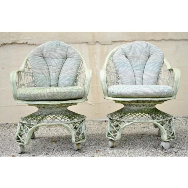 Mid 20th Century Russell Woodard Woven Spun Fiberglass Swivel Rolling Club Lounge Chairs & Ottoman For Sale - Image 11 of 12