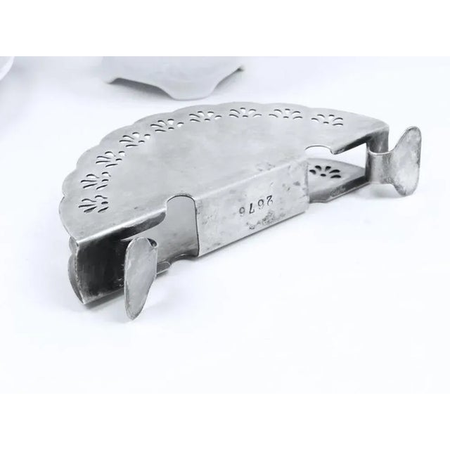 Art Deco Napkin Holder from Bros. Henneberg, Poland, 1930s For Sale - Image 4 of 10