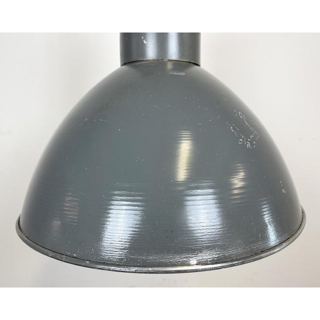 Industrial Grey Aluminium Pendant Lamp from Polam Wilkasy, 1960s For Sale - Image 4 of 18