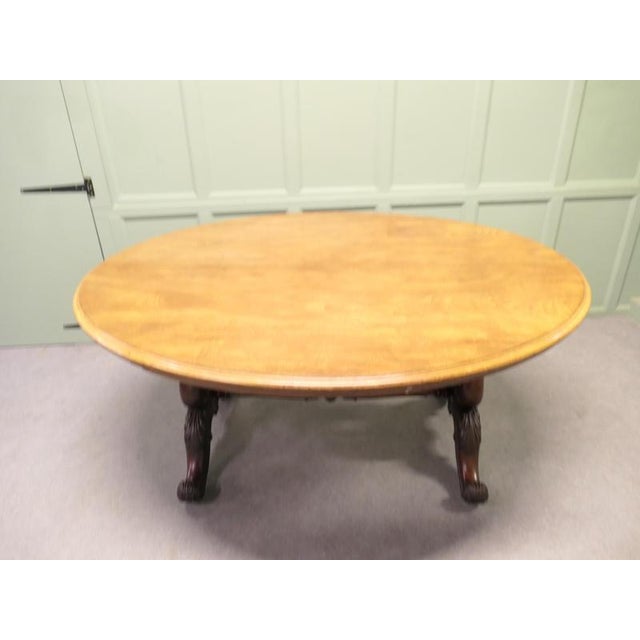 Victorian Oval Walnut Dining or Centre Table For Sale - Image 3 of 9
