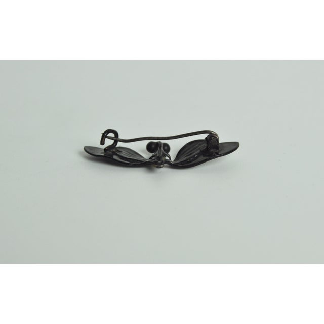 1920s Art Nouveau Branch with Leaves and Berries Brooch, Early 1900s For Sale - Image 5 of 6