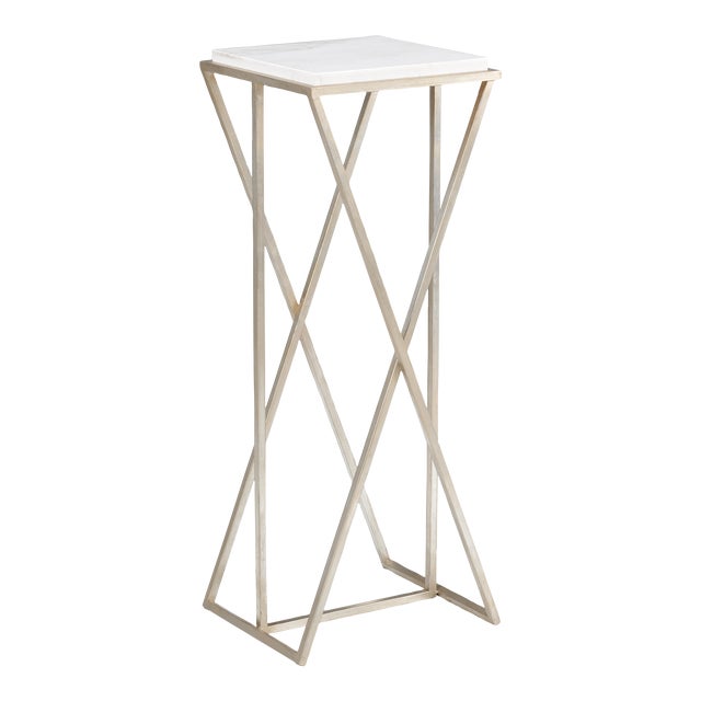 Malcolm Pedestal in Silver For Sale