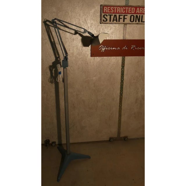 Mid-Century Modern Mid-Century Naska Loris Neon Floor Lamps with Stems and Clasps by Jac Jacobsen for Fontana Arte, Set of 2 For Sale - Image 3 of 16