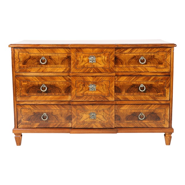 Louis Seize Chest of Drawers in Walnut, 1790 For Sale