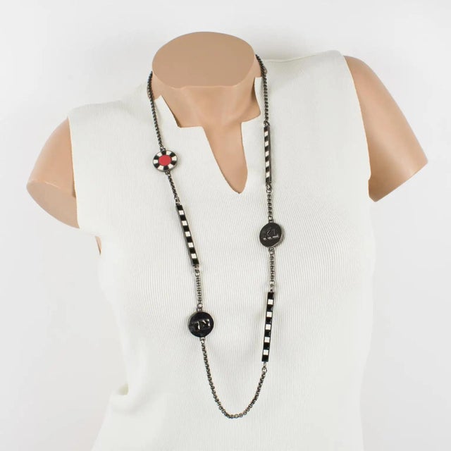 Karl Lagerfeld Gunmetal Long Necklace with Red and Black Enamel For Sale In Atlanta - Image 6 of 13