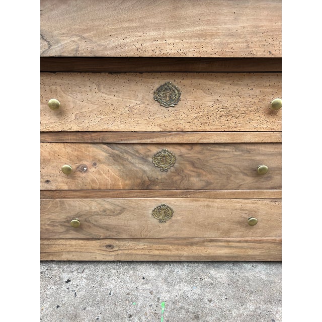 Traditional French 18th Century Empire Bleached Walnut Marble Top Commode For Sale - Image 3 of 12