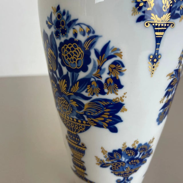 Porcelain Vase from Heinrich Ceramics, Germany, 1970s For Sale - Image 9 of 18