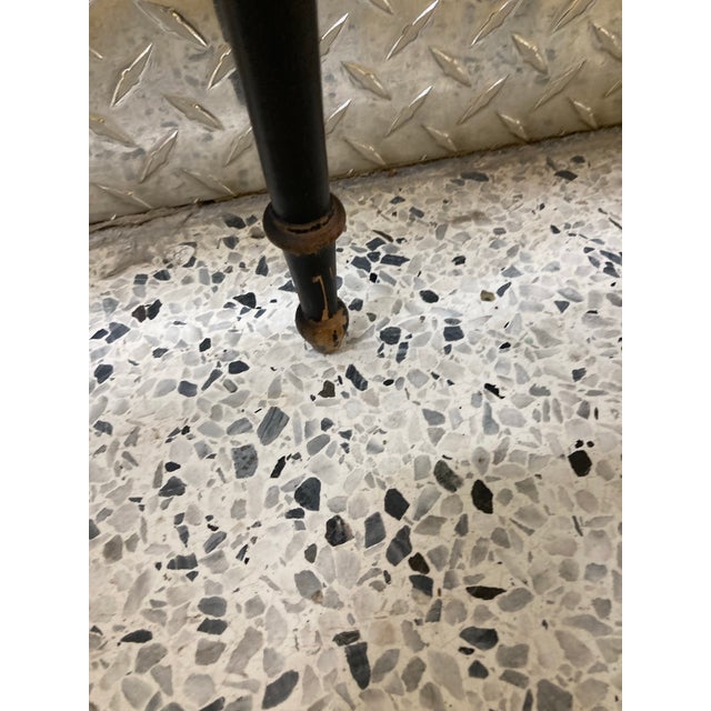 Italian Mid-20th Century Gio Ponti Style Italian Chiavari Chairs in Ebonized Beechwood Attributed to Guido Chiappe for S. A. C. - Set of Five For Sale - Image 3 of 12