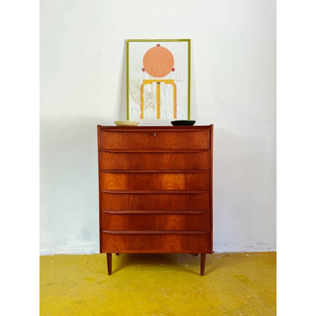 Wood Danish Chest of Drawers, 1950s For Sale - Image 7 of 7