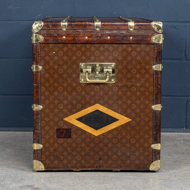 Antique French Trunk in Monogram Canvas from Louis Vuitton, 1920 For Sale - Image 6 of 18