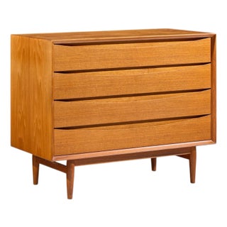 Arne Vodder for Sibast Mid Century Danish Teak 4 Drawer Dresser For Sale