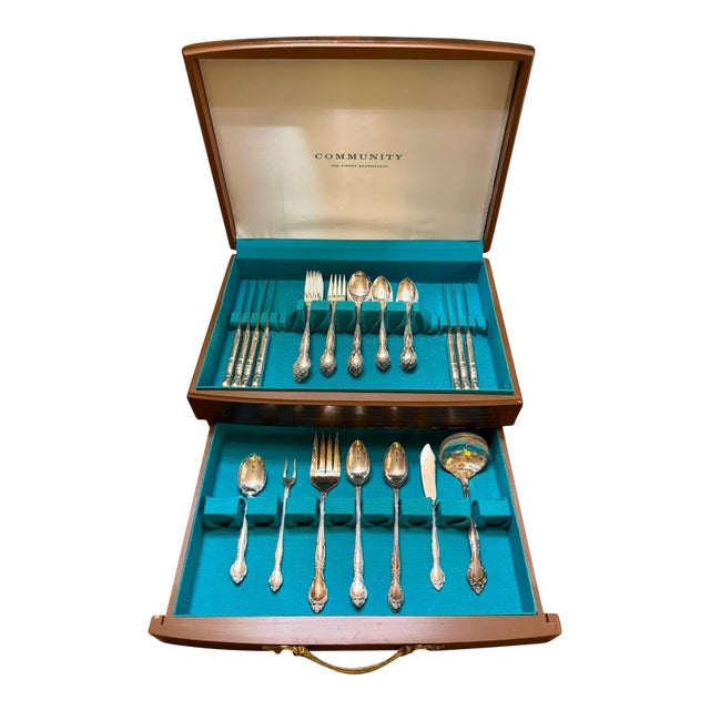 Oneida Community Affection Silverplate 59 Pc Flatware Set W/ Chest For Sale