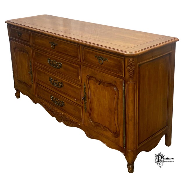 Vintage Hickory White Flanders Collection French Country Style Walnut