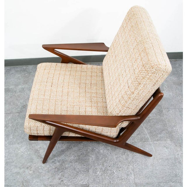 Mid Century Danish Modern Lounge Chairs Z Poul Jensen Selig Arm Selig Set Pair For Sale - Image 11 of 12
