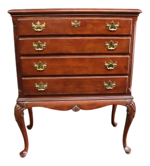 Kincaid Queen Anne Style Mahogany Silver Chest