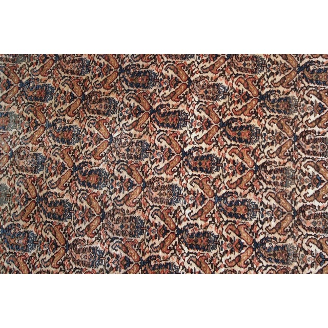 Handmade antique Farahan rug in original good condition. The rug has been made in the beginning of 20th century with all-...