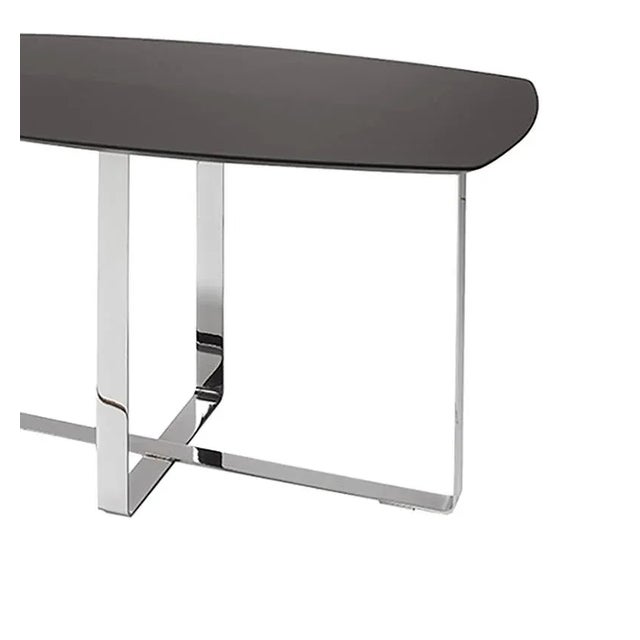 A clear example of that simplicity is an ally of design, integrating perfectly into contemporary environments. Its beveled...