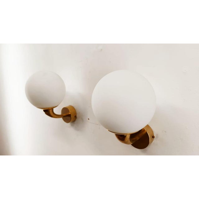 Metal Wall Light in Glass & Brass For Sale - Image 7 of 14