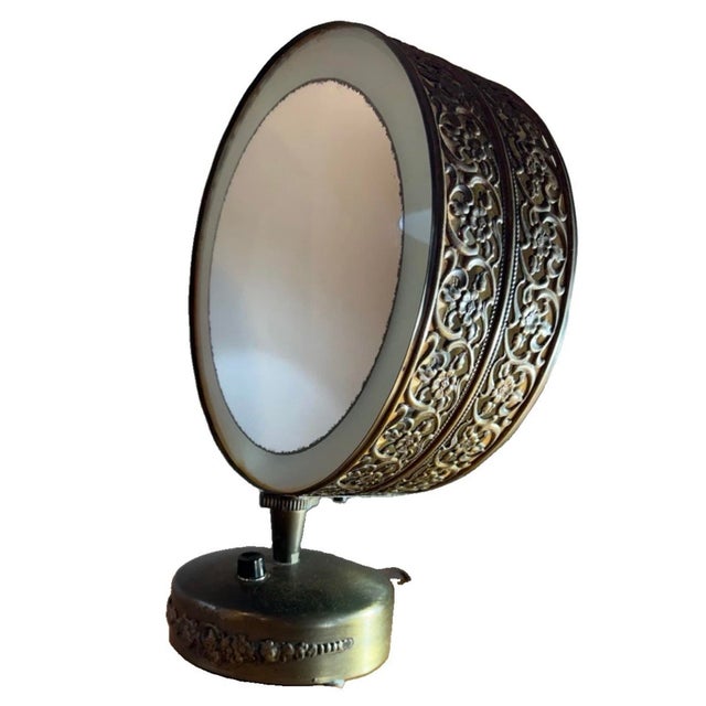 Vintage Mid-Century Hollywood Regency Casco "The Starlet" Lighted Vanity Mirror For Sale - Image 10 of 12