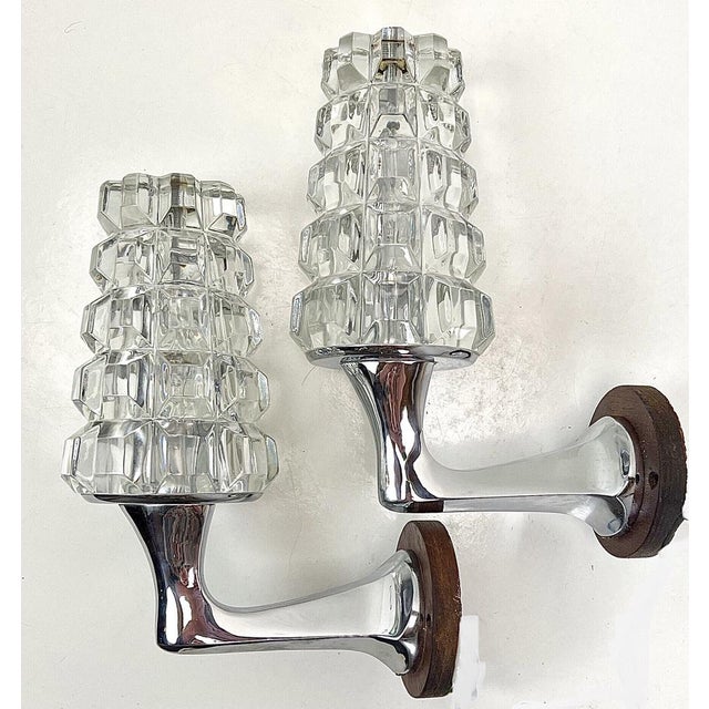 Set of Torchiere Wall Light Sconces from the 60s, made of heavy faceted glass and chromed nickel mounts (weight over 2,5...