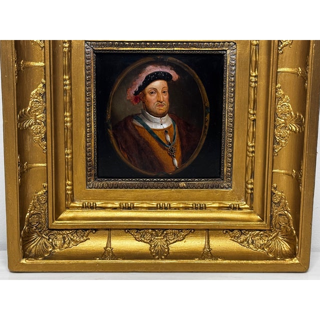 Antique English Portrait King Henry VIII Wearing the Badge of the Order of the Garter After Hans Holbein – Oil Painting on Panel, Circa 1750 For Sale - Image 4 of 9
