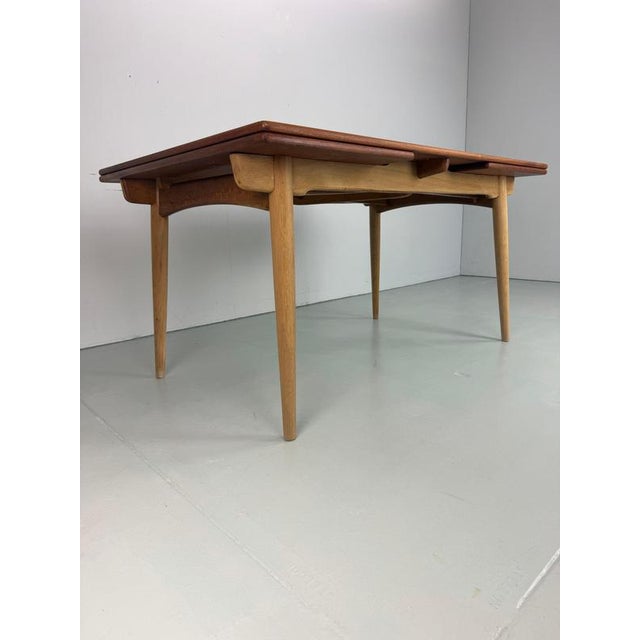 Oak and Teak AT-312 Extendable Dining Table attributed to Hans J. Wegner for A. Tuck, Denmark, 1950 For Sale - Image 10 of 11