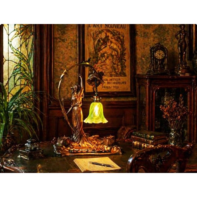 1920s Art Nouveau French Figural Bronze Desk Lamp & Inkstand from Louis Cahuzac, 1920 For Sale - Image 5 of 18