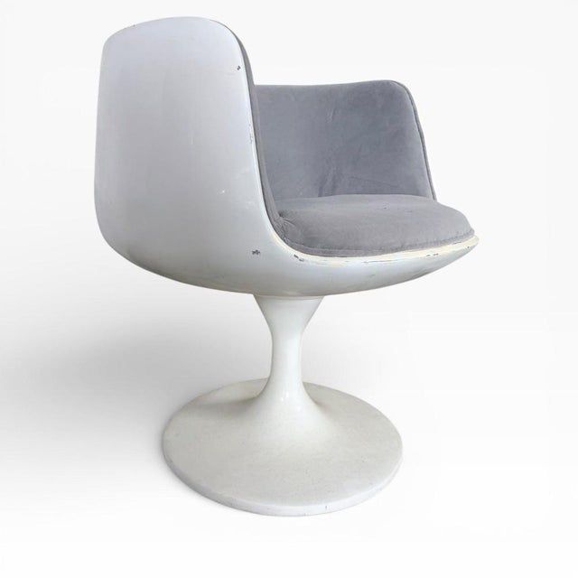Contemporary Mid-Century Fibreglass Tulip Swivel Chair by Eero Aarnio, 1960s For Sale - Image 3 of 7