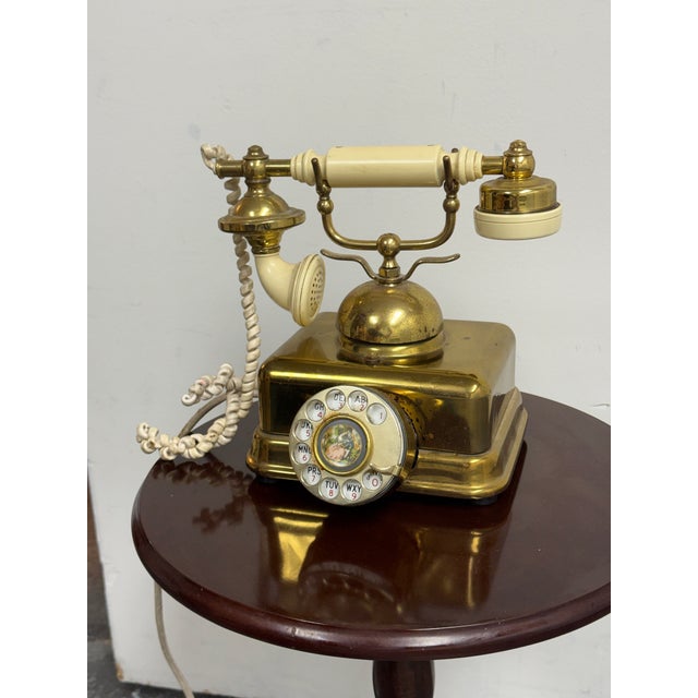 French United States Telephone Company French-Style Rotary Telephone, 1967 For Sale - Image 3 of 12