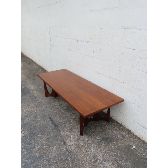 Broyhill Brasilia Mid Century Modern Long Low Coffee Table 6241 For Sale - Image 13 of 16