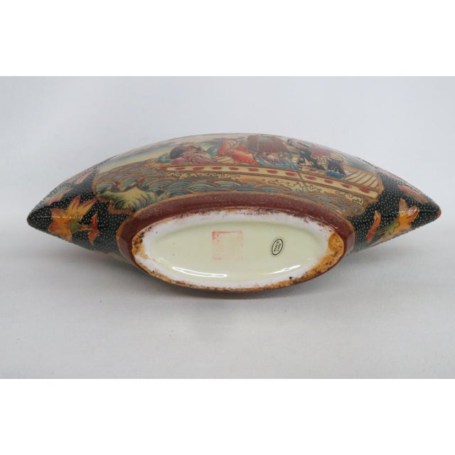 Satsuma Style Fan Shaped Pillow Vase Hand Painted Geisha and Flowers Motif 5056b For Sale - Image 12 of 18