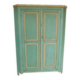 Example of Storage Cabinets & Cupboards