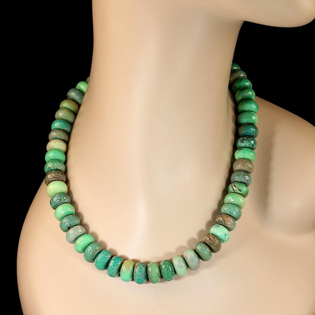 Traditional Aria Jewelry Design 18 Inch Green Chrysoprase Rondel Necklace For Sale - Image 3 of 5