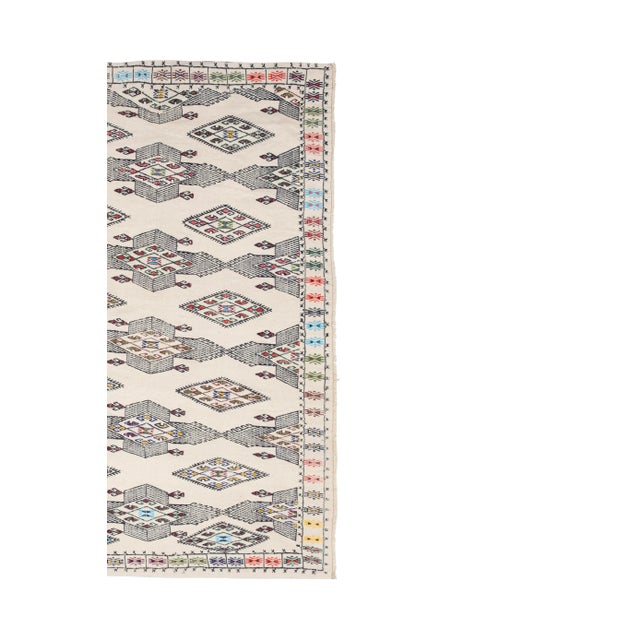 Hand-Woven Braided Small Rug Turkish Jajim Kilim 5'9'' X 7'5'' For Sale - Image 4 of 12