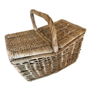 Woven Rattan Picnic Basket with Center Handle and Duo Opening Sides For Sale